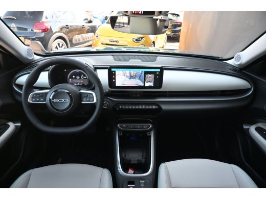 Fiat 600e La Prima 54 kWh tot 8 Jaar Garantie! | Navigatie | Vol-Leder | Stoelverwarming | Elektr. Achterkl... ActivLease financial lease