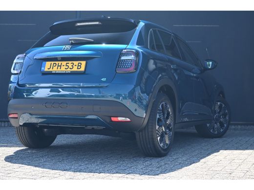 Fiat 600e La Prima 54 kWh tot 8 Jaar Garantie! | Navigatie | Vol-Leder | Stoelverwarming | Elektr. Achterkl... ActivLease financial lease