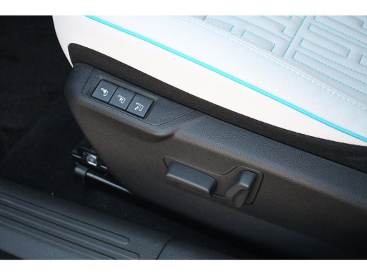 Fiat 600e La Prima 54 kWh tot 8 Jaar Garantie! | Navigatie | Vol-Leder | Stoelverwarming | Elektr. Achterkl... ActivLease financial lease