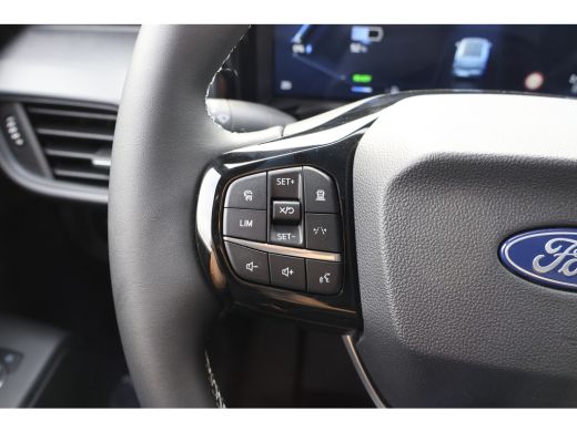 Ford E-Transit Courier 44 kWh Limited Winterpakket ActivLease financial lease
