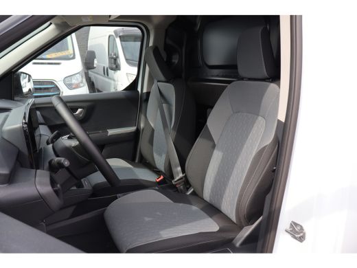 Ford E-Transit Courier 44 kWh Limited Winterpakket ActivLease financial lease