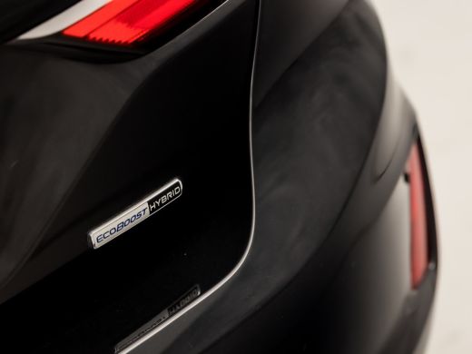Ford Fiesta 1.0 EcoBoost Hybrid Titanium Sport (APPLE CARPLAY, GROOT NAVI, CLIMATE, PARKEERSENSOREN, SPORTSTO... ActivLease financial lease