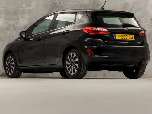 Ford Fiesta 1.0 EcoBoost Hybrid Titanium Sport (APPLE CARPLAY, GROOT NAVI, CLIMATE, PARKEERSENSOREN, SPORTSTO... ActivLease financial lease