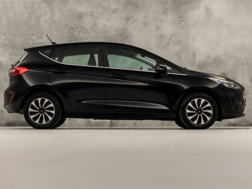 Ford Fiesta 1.0 EcoBoost Hybrid Titanium Sport (APPLE CARPLAY, GROOT NAVI, CLIMATE, PARKEERSENSOREN, SPORTSTO... ActivLease financial lease