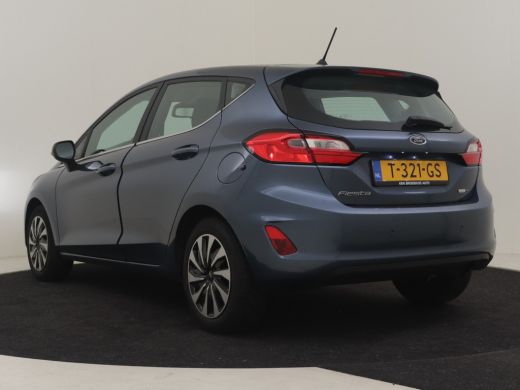 Ford Fiesta 1.0 EcoBoost Hybrid Titanium l Cr Control l Climate Control l Parkeersensoren l LED l Apple Car P... ActivLease financial lease