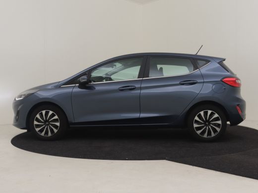 Ford Fiesta 1.0 EcoBoost Hybrid Titanium l Cr Control l Climate Control l Parkeersensoren l LED l Apple Car P... ActivLease financial lease