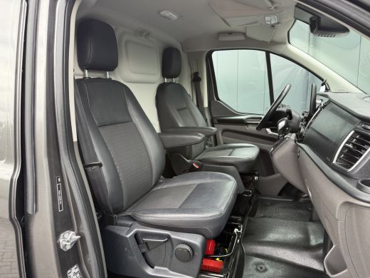 Ford Transit Custom 2.0 TDCI 185 PK SPORT / AUTOMAAT / L2H1 / CAMERA / CRUISE / AIRCO / STOELVERW / 17" LMV / LED ActivLease financial lease
