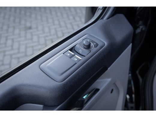 Ford Transit Custom Tourneo Transit Tourneo Custom 340 2.5 PHEV L2H1 Titanium ActivLease financial lease