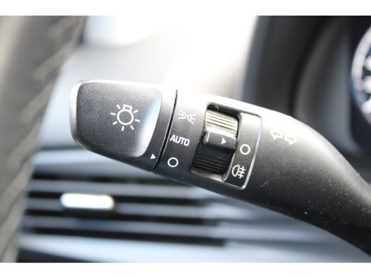 Hyundai Bayon 1.0 T-GDI Comfort Smart | Achteruitrijcamera | Airco | DAB ontvanger ActivLease financial lease