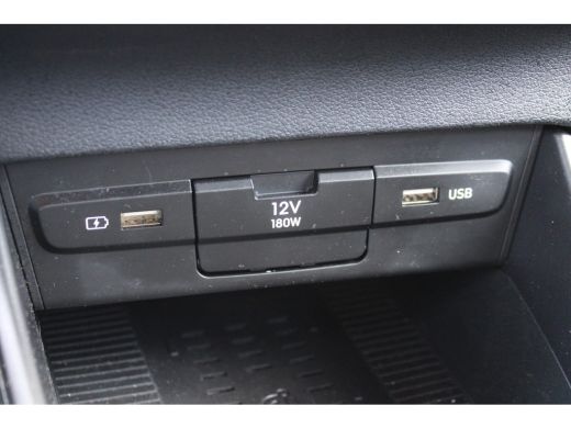 Hyundai Bayon 1.0 T-GDI Comfort Smart | Achteruitrijcamera | Airco | DAB ontvanger ActivLease financial lease