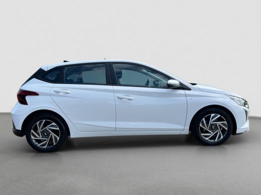 Hyundai i20 1.0 T-GDI 100pk Comfort | Airco | Camera | Carplay | Cruise control | Dodehoek detectie | Navigat... ActivLease financial lease