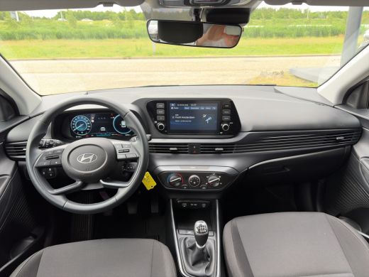 Hyundai i20 1.0 T-GDI 100pk Comfort | Airco | Camera | Carplay | Cruise control | Dodehoek detectie | Navigat... ActivLease financial lease