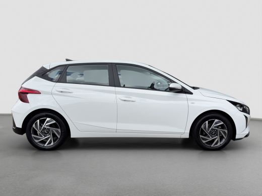 Hyundai i20 1.0 T-GDI 100pk Comfort | Airco | Camera | Carplay | Cruise control | Dodehoek detectie | Navigat... ActivLease financial lease