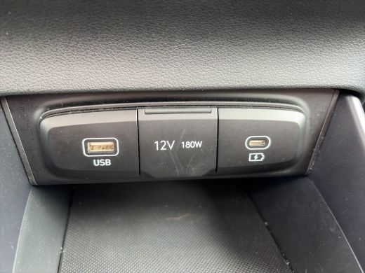 Hyundai i20 1.0 T-GDI 100pk Comfort | Airco | Camera | Carplay | Cruise control | Dodehoek detectie | Navigat... ActivLease financial lease