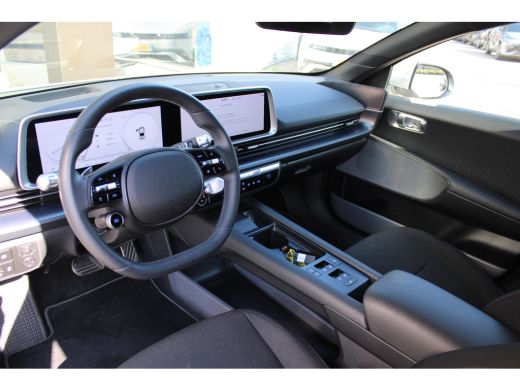 Hyundai IONIQ 6 Connect 77.4 kWh | Afneembare Trekhaak | Vehicle-to-load | Warmtepomp ActivLease financial lease