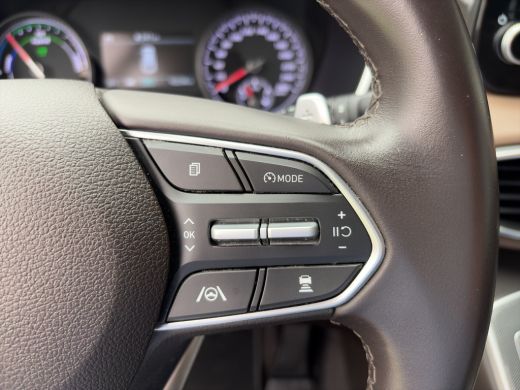 Hyundai Santa Fe 1.6 T-GDI 230pk HEV Comfort | Camera | Trekhaak | Leder | Stoelverwarming | Climate controle | Ad... ActivLease financial lease