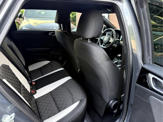 Kia Ceed Sportswagon 1.0 T-GDi GT-Line Edition Trekhaak, Camera, App Connect ActivLease financial lease