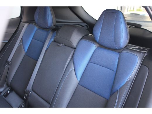 Lynk & Co 01 1.5 | Zwarte hemel | Zwarte rolhoes | Panoramadak | Camera | Navigatie | Keyless | ACC | LED | ActivLease financial lease