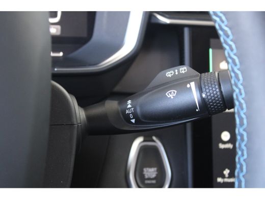 Lynk & Co 01 1.5 | Zwarte hemel | Zwarte rolhoes | Panoramadak | Camera | Navigatie | Keyless | ACC | LED | ActivLease financial lease