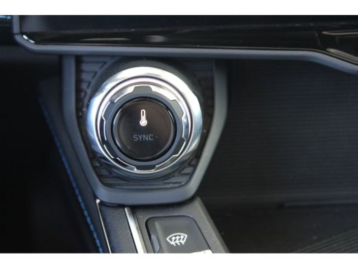 Lynk & Co 01 1.5 | Zwarte hemel | Zwarte rolhoes | Panoramadak | Camera | Navigatie | Keyless | ACC | LED | ActivLease financial lease