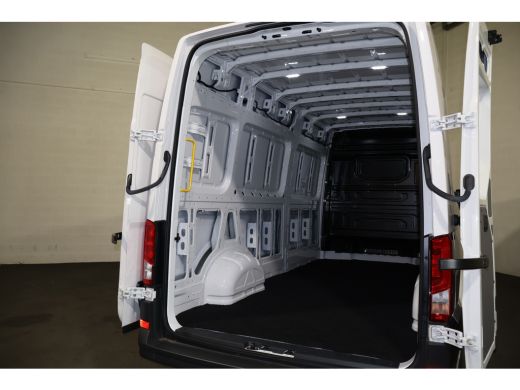 MAN TGE 3.140 L4 H3 Camera 270gr Achterdeuren BPM Vrij ActivLease financial lease