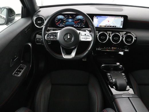 Mercedes-Benz A-Klasse 180 Business Solution AMG | Panoramadak | Carplay | Cruise control | Climate control | DAB+ | Nav... ActivLease financial lease