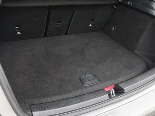 Mercedes-Benz A-Klasse 250e Style | SOH 92% | Stoelverwarming | Sfeerverlichting | Keyless | Camera | Navigatie | Widesc... ActivLease financial lease