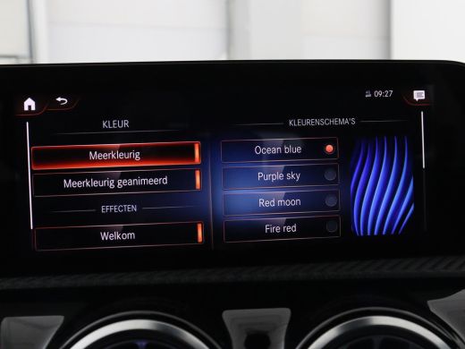 Mercedes-Benz A-Klasse 250e Style | SOH 92% | Stoelverwarming | Sfeerverlichting | Keyless | Camera | Navigatie | Widesc... ActivLease financial lease