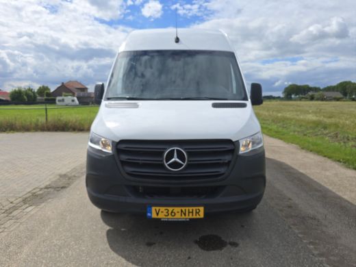 Mercedes-Benz Sprinter 315 1.9 CDI L2 H2 RWD - 150 Pk - Euro 6 - ParkeerCamera - Airco - Cruise Control ActivLease financial lease