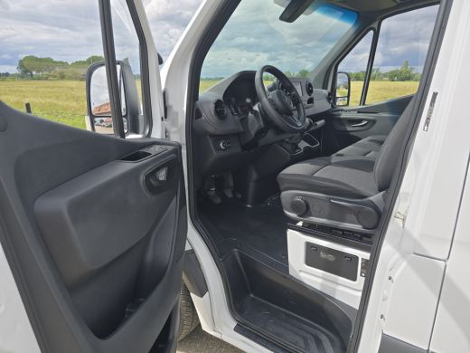 Mercedes-Benz Sprinter 315 1.9 CDI L2 H2 RWD - 150 Pk - Euro 6 - ParkeerCamera - Airco - Cruise Control ActivLease financial lease