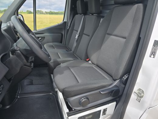 Mercedes-Benz Sprinter 315 1.9 CDI L2 H2 RWD - 150 Pk - Euro 6 - ParkeerCamera - Airco - Cruise Control ActivLease financial lease