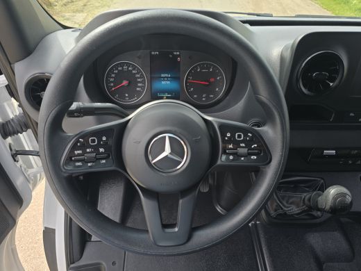 Mercedes-Benz Sprinter 315 1.9 CDI L2 H2 RWD - 150 Pk - Euro 6 - ParkeerCamera - Airco - Cruise Control ActivLease financial lease