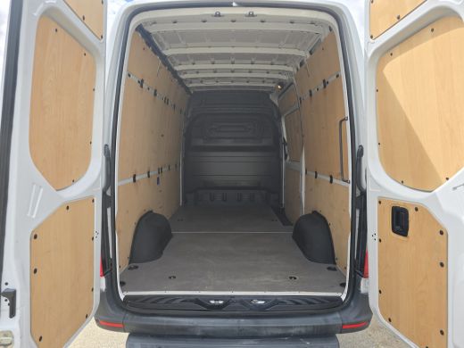 Mercedes-Benz Sprinter 315 1.9 CDI L2 H2 RWD - 150 Pk - Euro 6 - ParkeerCamera - Airco - Cruise Control ActivLease financial lease