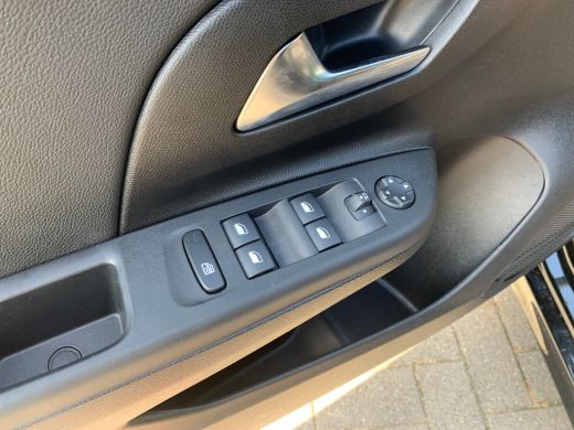 Opel Corsa 1.2 Turbo Hybrid GS Airco | Camera | Cruise Control | DAB | Keyless | LED | LMV 16" | Navi | PDC ... ActivLease financial lease