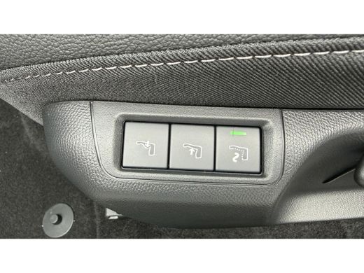 Opel Corsa GS | Achteruitrijcamera 180&deg; | Dode hoek waarschuwing | Draadloze Apple Carplay en Android Auto ActivLease financial lease