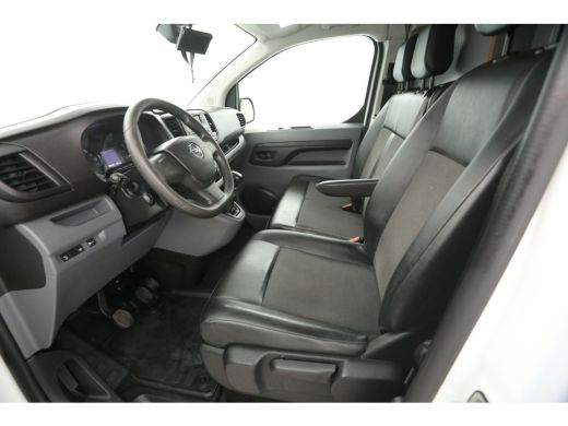 Opel Vivaro 2.0 CDTI L3H1 | Airco | Cruise | 3 Zits | Camera | Trekhaak | Imperiaal | Parkeersens. ActivLease financial lease