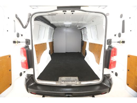 Opel Vivaro 2.0 CDTI L3H1 | Airco | Cruise | 3 Zits | Camera | Trekhaak | Imperiaal | Parkeersens. ActivLease financial lease