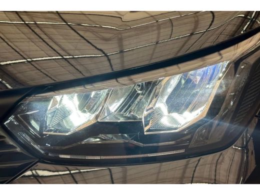 Peugeot 2008 1.2 Hybrid 145 Style LED | Carplay | Parkeersensoren Achter | Cruise | Climate | Bluetooth | Airc... ActivLease financial lease