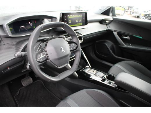 Peugeot 2008 1.2 PureTech Allure Pack | Automaat | Navi by app | Apple carplay | Camera | NL auto | 3D Instrum... ActivLease financial lease