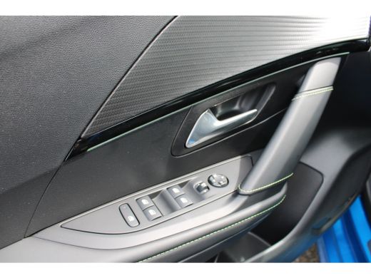 Peugeot 208 1.2 PureTech 130pk GT | Automaat | Navigatie | Camera | Panoramadak | NL auto | 1e Eigenaar | 31... ActivLease financial lease
