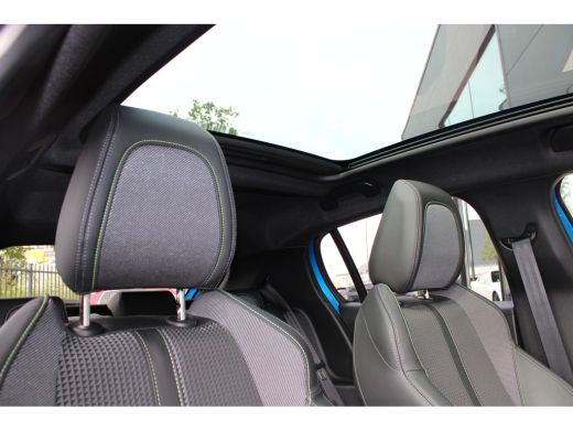 Peugeot 208 1.2 PureTech 130pk GT | Automaat | Navigatie | Camera | Panoramadak | NL auto | 1e Eigenaar | 31... ActivLease financial lease