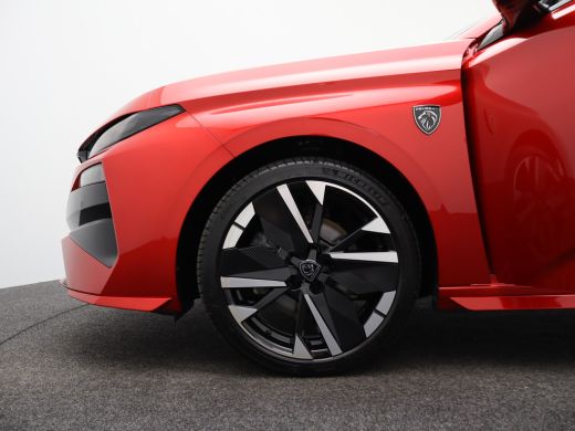 Peugeot 308 SW 1.2 Hybrid 145 e-DCS6 GT | Automaat | Adaptieve cruise | Matrix led | 360* camera | Navi | Cli... ActivLease financial lease