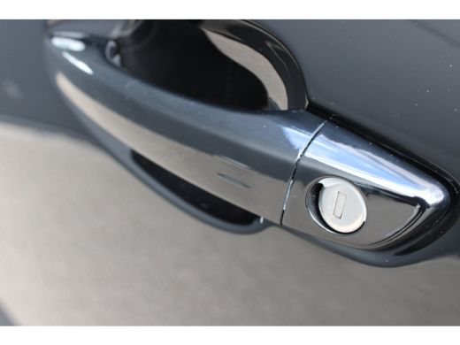Peugeot 5008 SUV 1.2 PureTech 130pk EAT8 GT 7p | Automaat | Navigatie | Camera | Black Pack | Stoelverwarming ... ActivLease financial lease