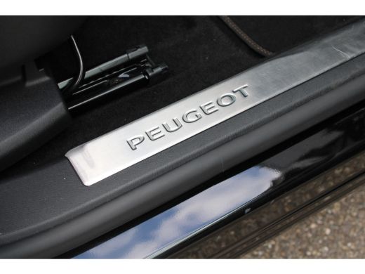 Peugeot 5008 SUV 1.2 PureTech 130pk EAT8 GT 7p | Automaat | Navigatie | Camera | Black Pack | Stoelverwarming ... ActivLease financial lease