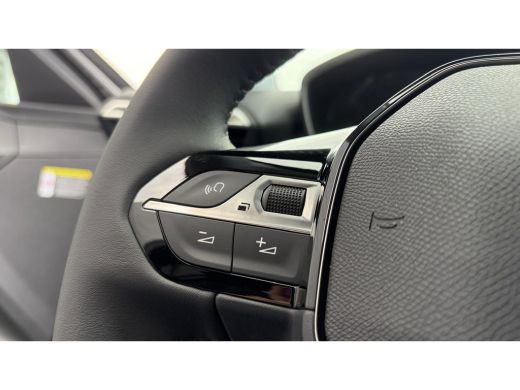 Peugeot e-208 Business | Elektrische parkeerrem | Elektrische parkeerrem | Extra getinte achterste zijruiten en... ActivLease financial lease