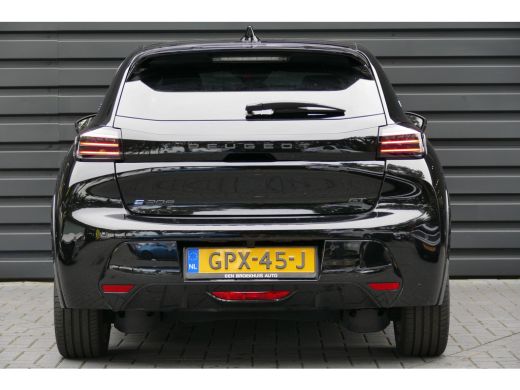 Peugeot e-208 EV 51KWH GT AUTOMAAT / CAMERA V+A / KEYLESS / FULL-LED / 17"LMV / NAVI / CLIMA / PDC / BLUETOOTH ... ActivLease financial lease