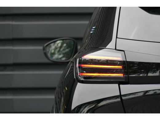 Peugeot e-208 EV 51KWH GT AUTOMAAT / CAMERA V+A / KEYLESS / FULL-LED / 17"LMV / NAVI / CLIMA / PDC / BLUETOOTH ... ActivLease financial lease