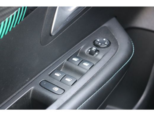 Peugeot e-208 EV Allure Pack 50 kWh | Camera | Cruise | DAB | LED | PDC Achter | ActivLease financial lease