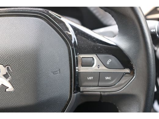 Peugeot e-208 EV Allure Pack 50 kWh | Camera | Cruise | DAB | LED | PDC Achter | ActivLease financial lease