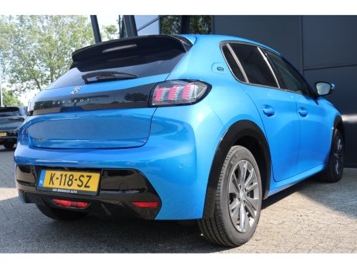 Peugeot e-208 EV Allure Pack 50 kWh | Camera | Cruise | DAB | LED | PDC Achter | ActivLease financial lease